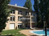 elad� lak�s - Zam�rdi